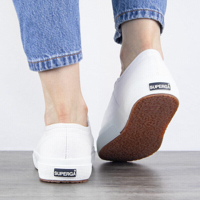 Superga Baskets Basses Femme - 2750 Cotu Classic - Blanc