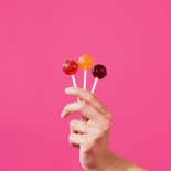 sucettes holly pop not guilty 84g. sucettes holly pop not guilty 84g.