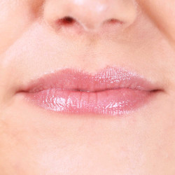 zao gloss rose levres