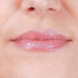 zao gloss teinte nude levres