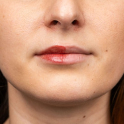 trew cosmetics baume a levres nacre cerise