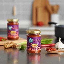 pate de curry rouge en cuisine