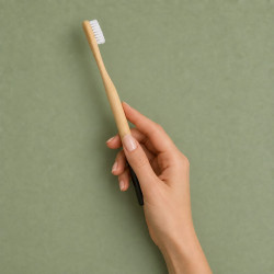 brosse a dent bambou medium black hand