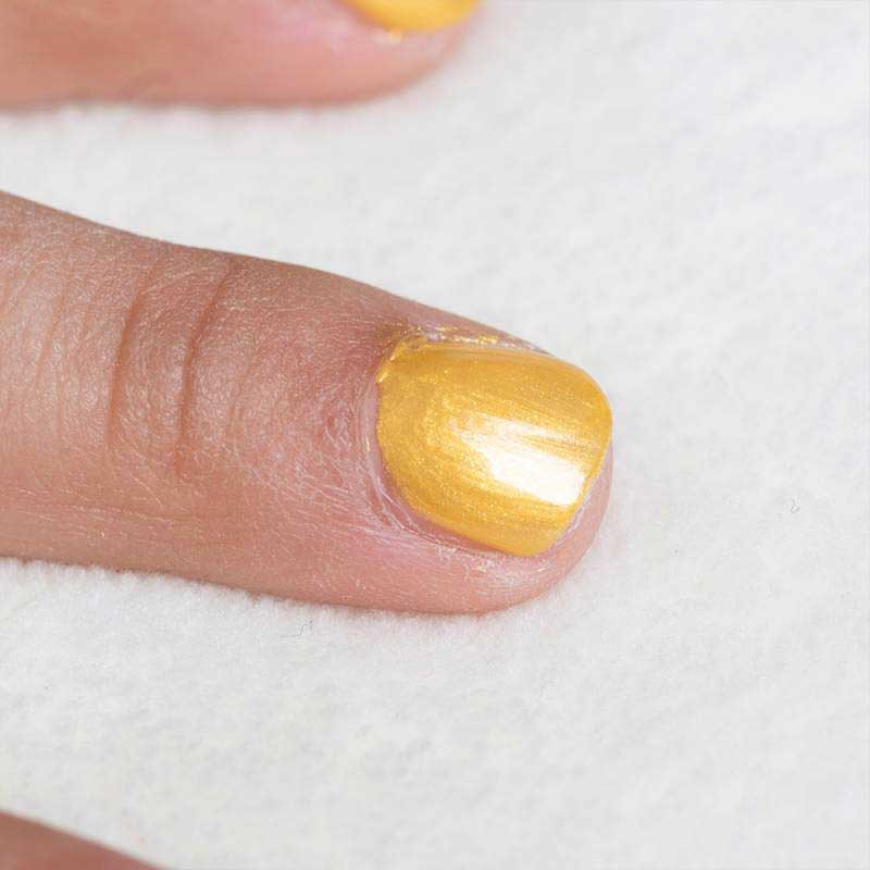 vernis a ongles Namaki or