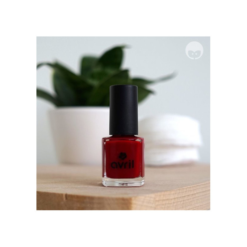 Avril - vernis à ongle vegan rouge opéra 2